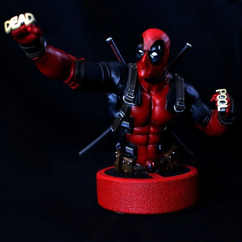 Marvel Bust 1/6 Deadpool 16 cm termékfotó