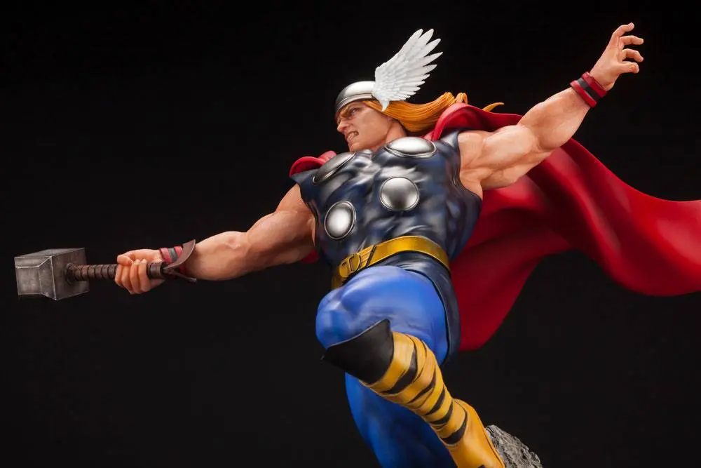 Marvel Avengers Fine Art Statue 1/6 Thor 44 cm product photo