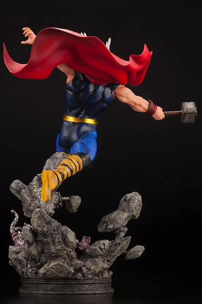 Marvel Avengers Fine Art Statue 1/6 Thor 44 cm product photo
