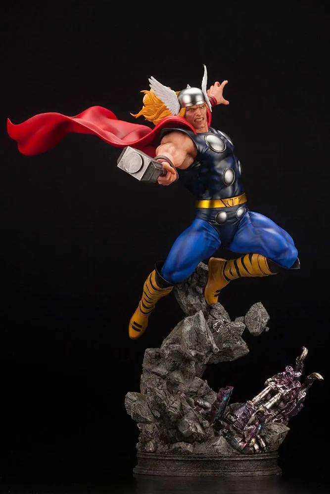 Marvel Avengers Fine Art Statue 1/6 Thor 44 cm product photo