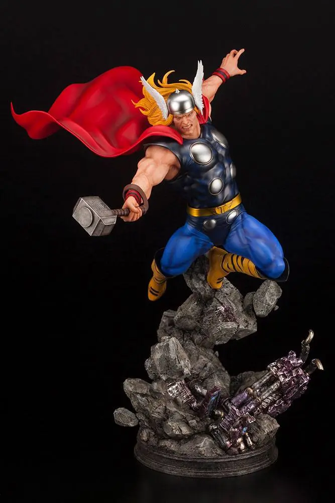 Marvel Avengers Fine Art Statue 1/6 Thor 44 cm product photo