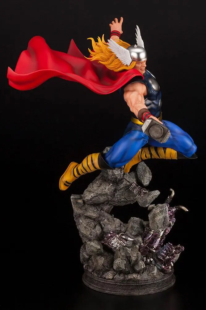 Marvel Avengers Fine Art Statue 1/6 Thor 44 cm product photo