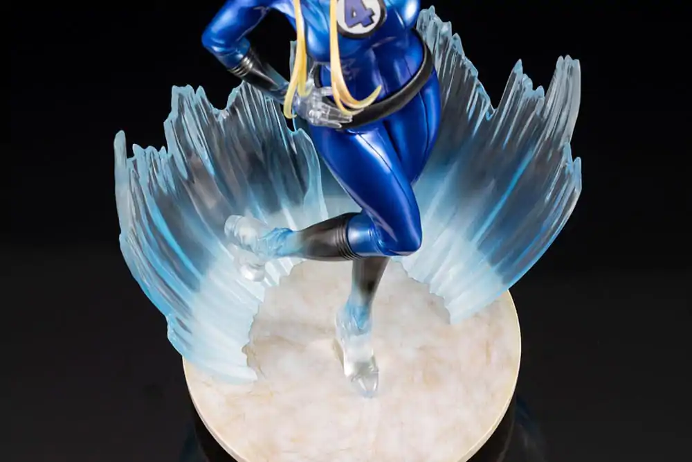 Marvel Bishoujo PVC Statue 1/7 Invisible Woman Ultimate 31 cm termékfotó