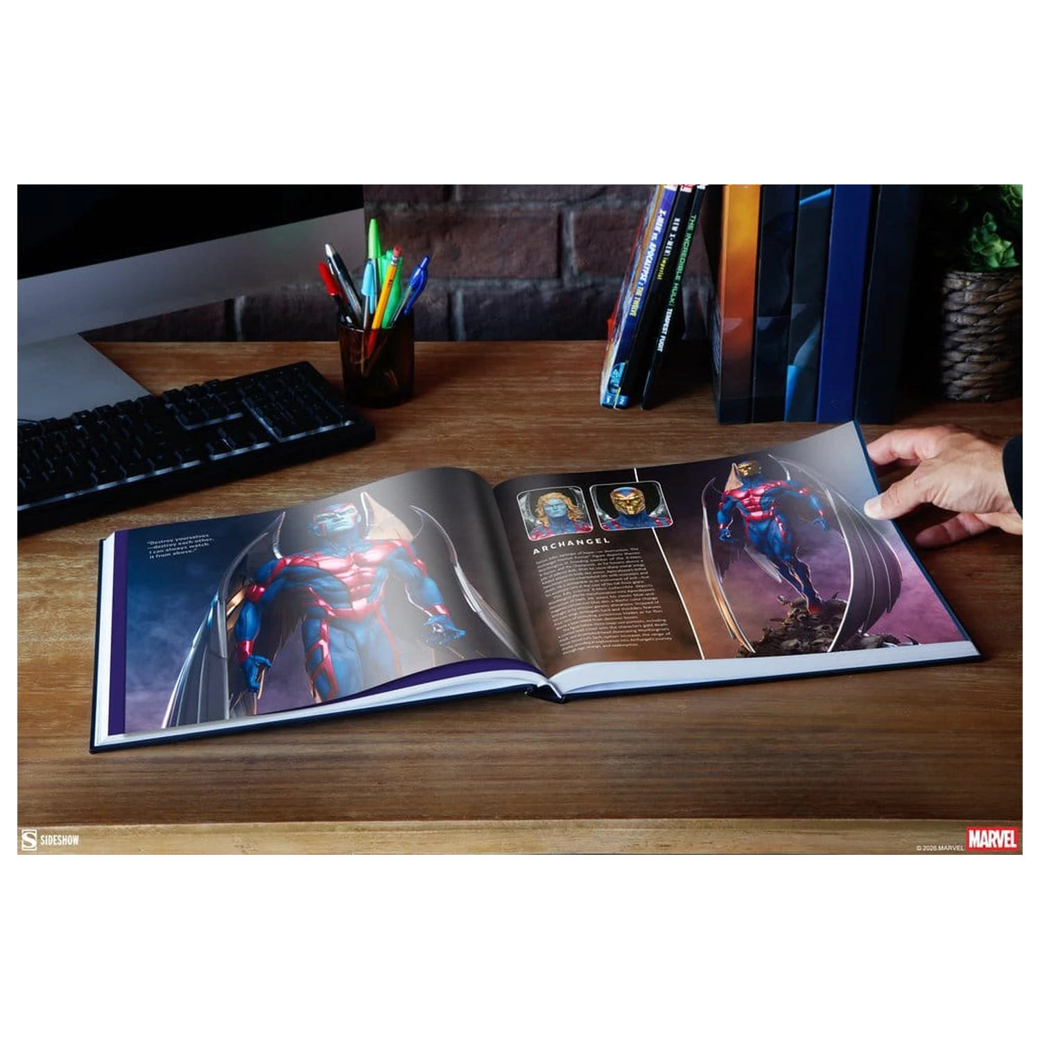Marvel Book Collecting the Universe: The Art of Sideshow (Hardcover) product photo