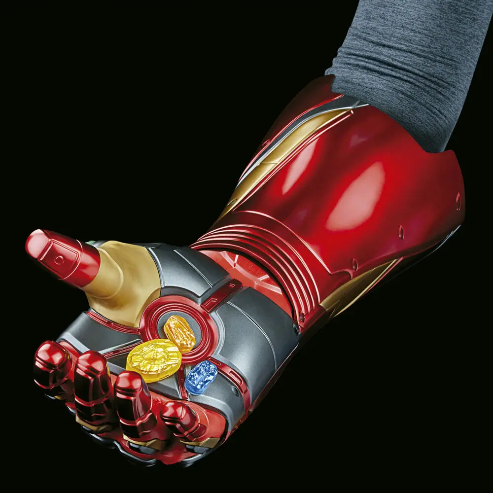 Marvel Legends Series Electronic Iron Man Nano Gauntlet termékfotó