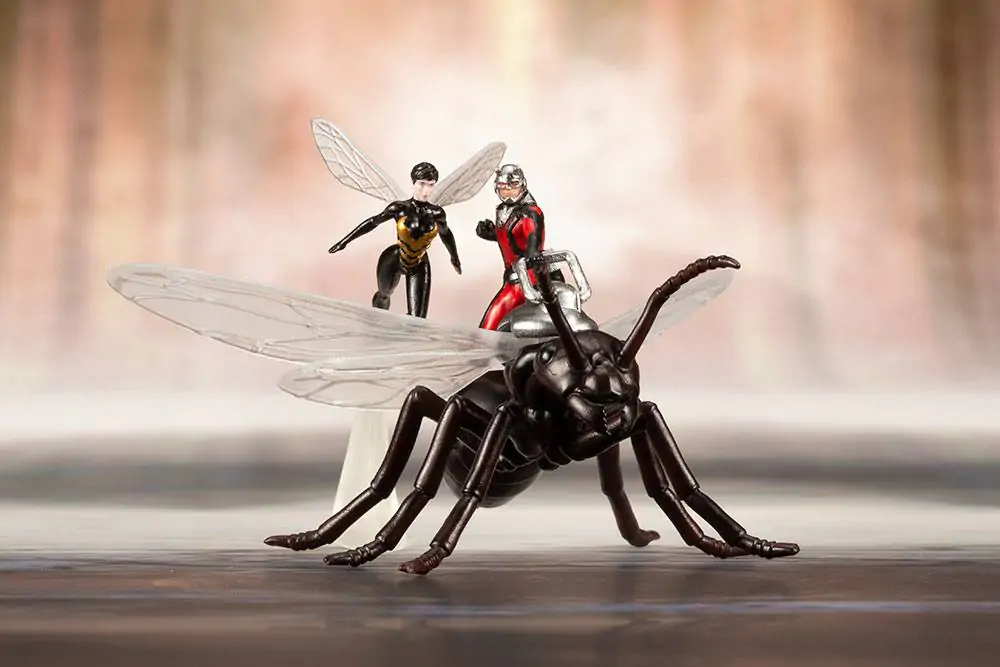 Marvel Comics Avengers Series ARTFX+ PVC Statue 1/10 Astonishing Ant-Man &amp; Wasp 19 cm product photo