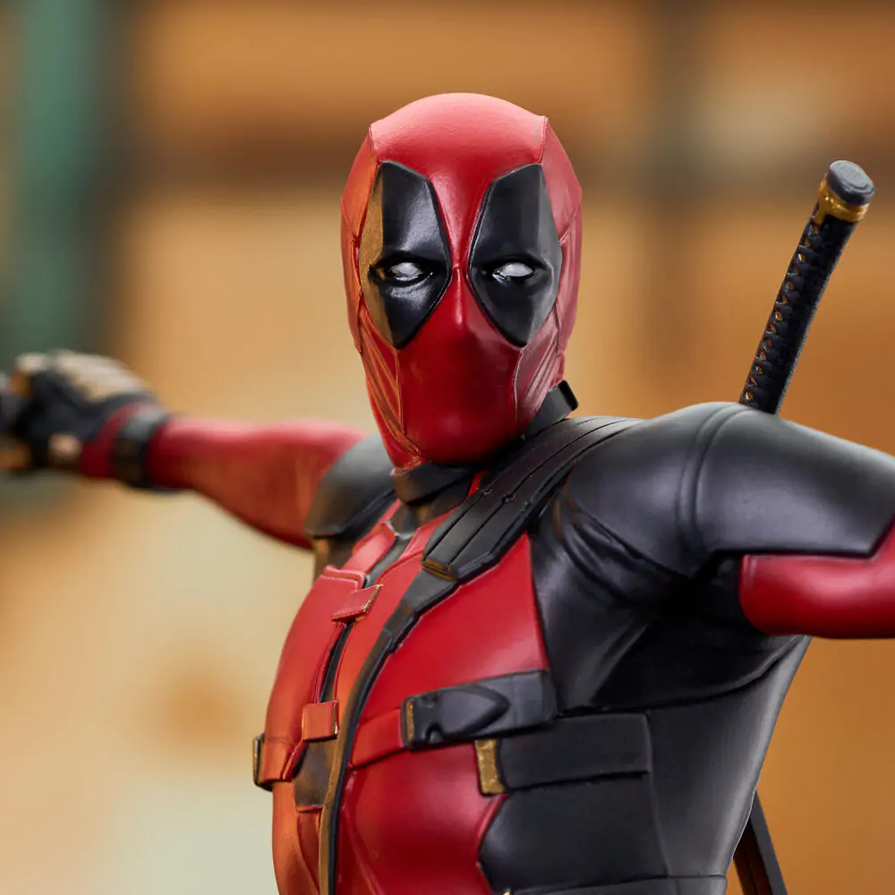 Marvel Deadpool & Wolverine Deadpool figure 25cm termékfotó