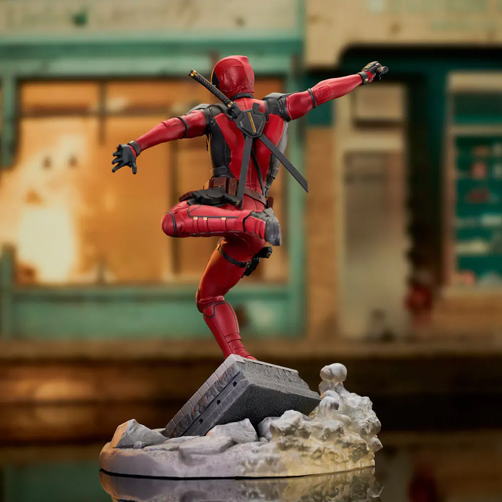 Marvel Deadpool & Wolverine Deadpool figure 25cm termékfotó