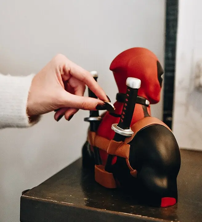 Marvel Deadpool money box bust 20cm termékfotó