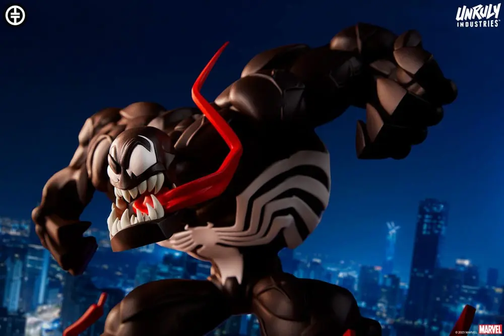 Marvel Designer Series Vinyl Statue Venom by Tracy Tubera 23 cm product photo