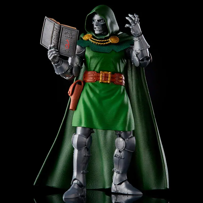 Marvel Fantastic Four Dr. Doom figure 15cm product photo