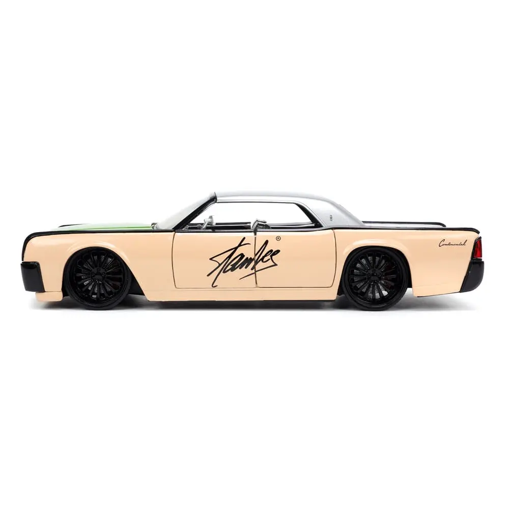 Marvel Hollywood Rides Diecast Model 1/24 1963 Lincoln Continental with Stan Lee Figur product photo