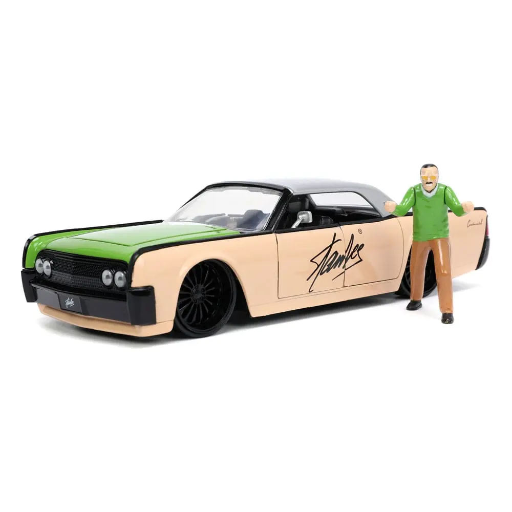 Marvel Hollywood Rides Diecast Model 1/24 1963 Lincoln Continental with Stan Lee Figur product photo