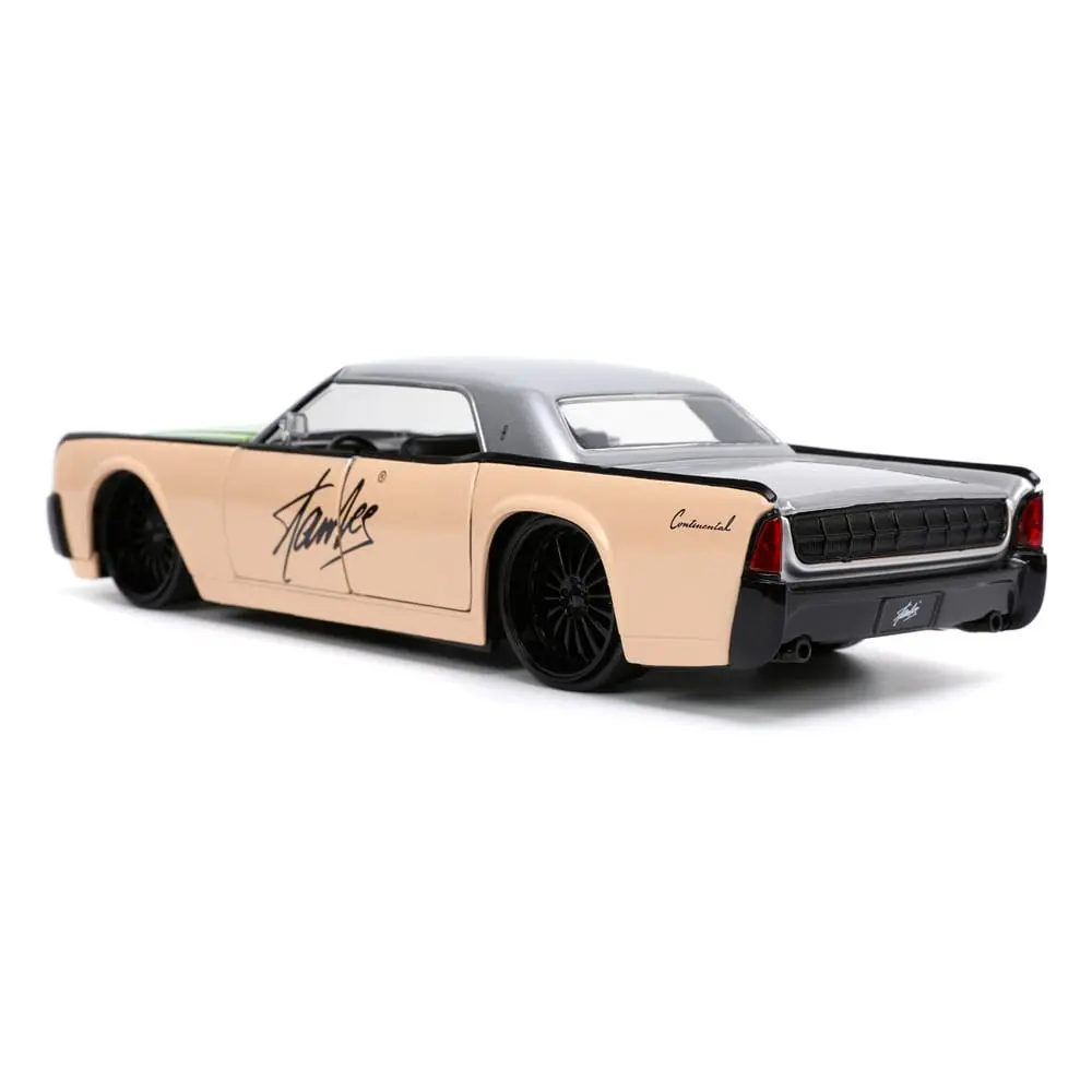 Marvel Hollywood Rides Diecast Model 1/24 1963 Lincoln Continental with Stan Lee Figur product photo