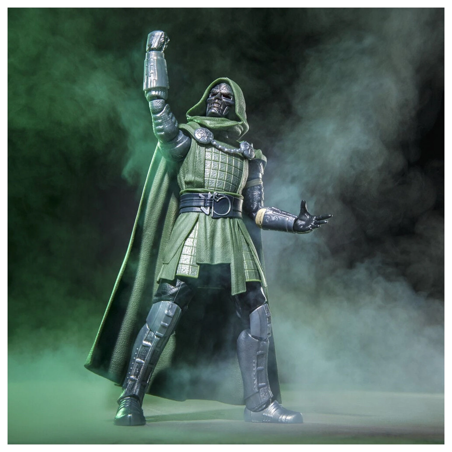 Marvel Legends Series Avengers Doomsday Doctor Doom figure 15cm product photo