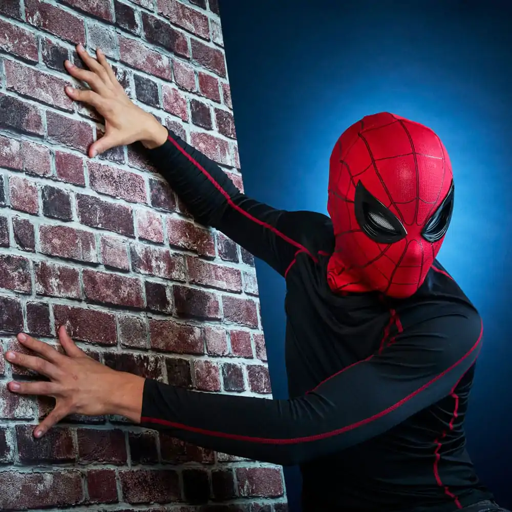 Marvel Legends Series Spider-Man: Homecoming electronic mask product photo