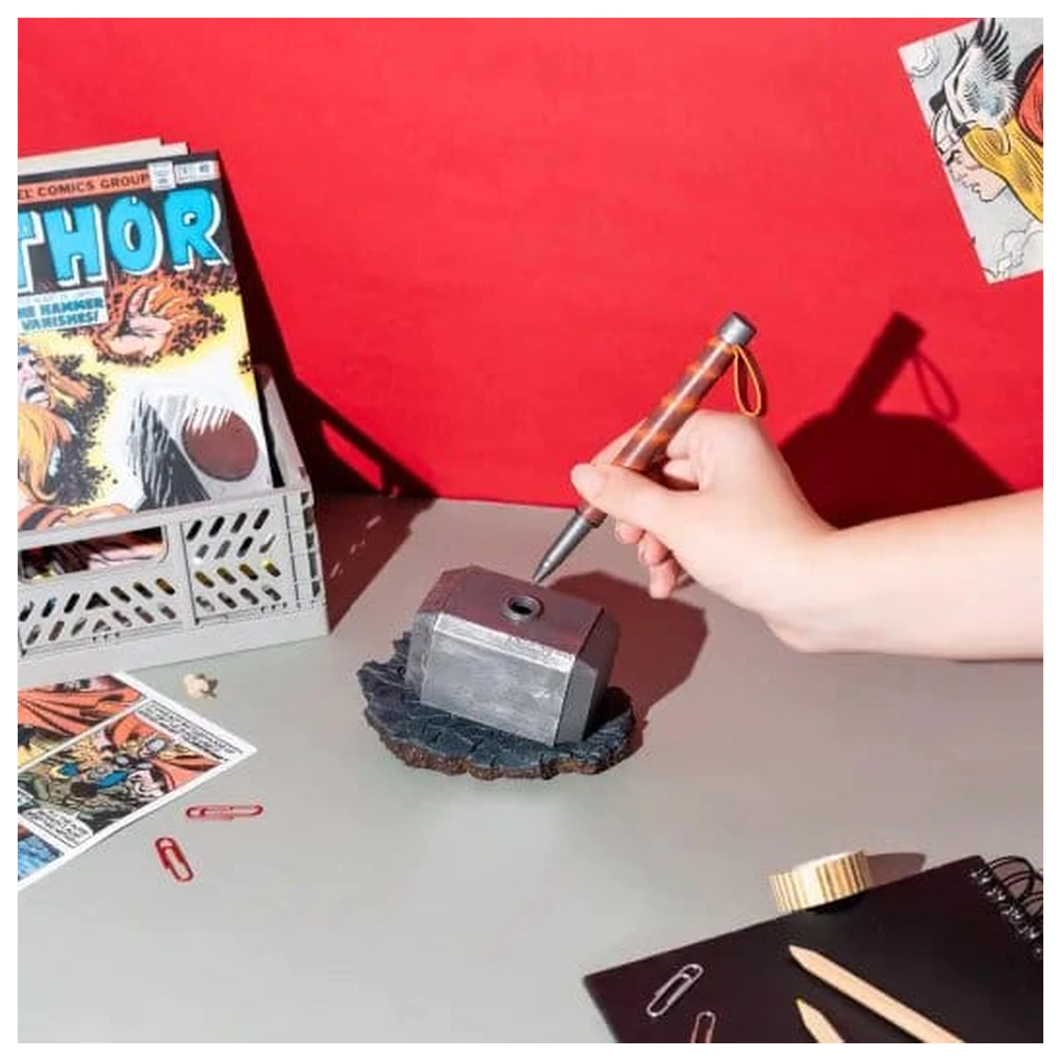 Marvel Thor Pen and Stand Hammer product photo