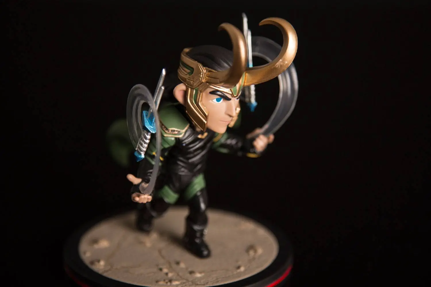 Thor Ragnarok Q-Fig Diorama Loki 10 cm product photo