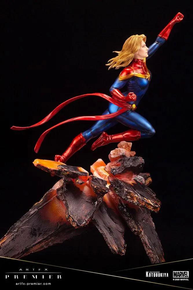 Marvel Universe ARTFX Premier PVC Statue 1/10 Captain Marvel 27 cm product photo