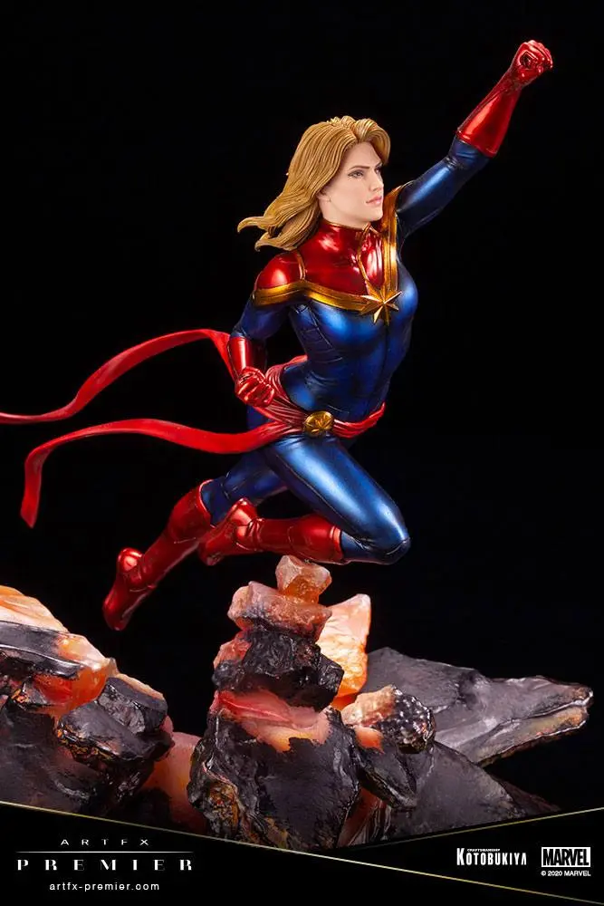 Marvel Universe ARTFX Premier PVC Statue 1/10 Captain Marvel 27 cm product photo