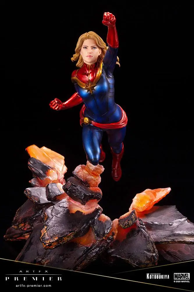 Marvel Universe ARTFX Premier PVC Statue 1/10 Captain Marvel 27 cm product photo