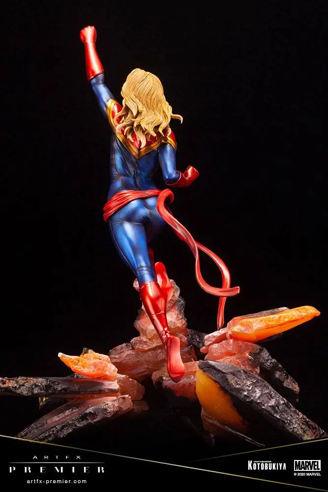 Marvel Universe ARTFX Premier PVC Statue 1/10 Captain Marvel 27 cm product photo
