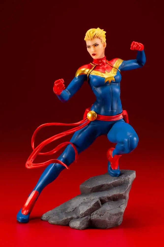 Marvel Universe Avengers Series ARTFX+ PVC Statue 1/10 Captain Marvel 17 cm product photo