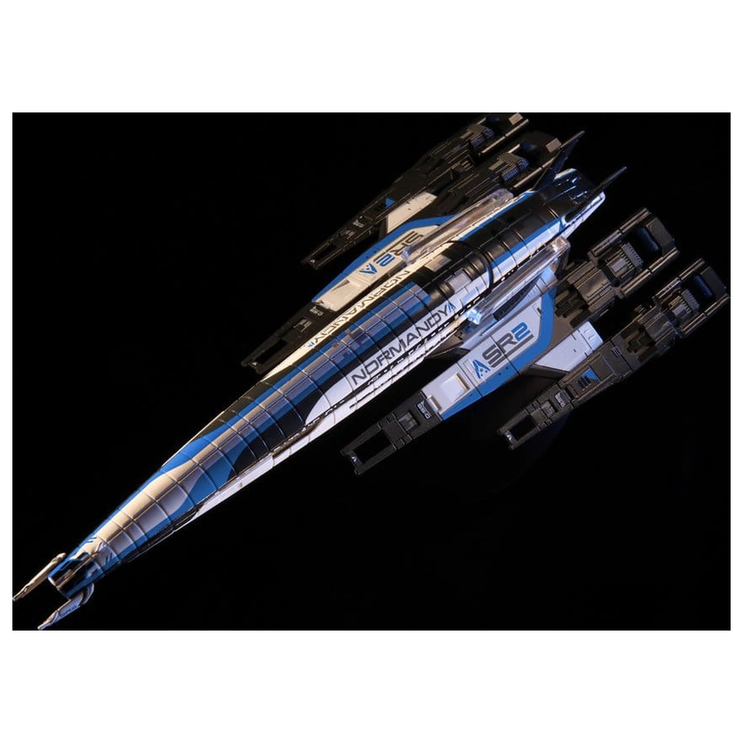 Mass Effect Die-Cast Normandy SR-2 figure 22 cm  product photo