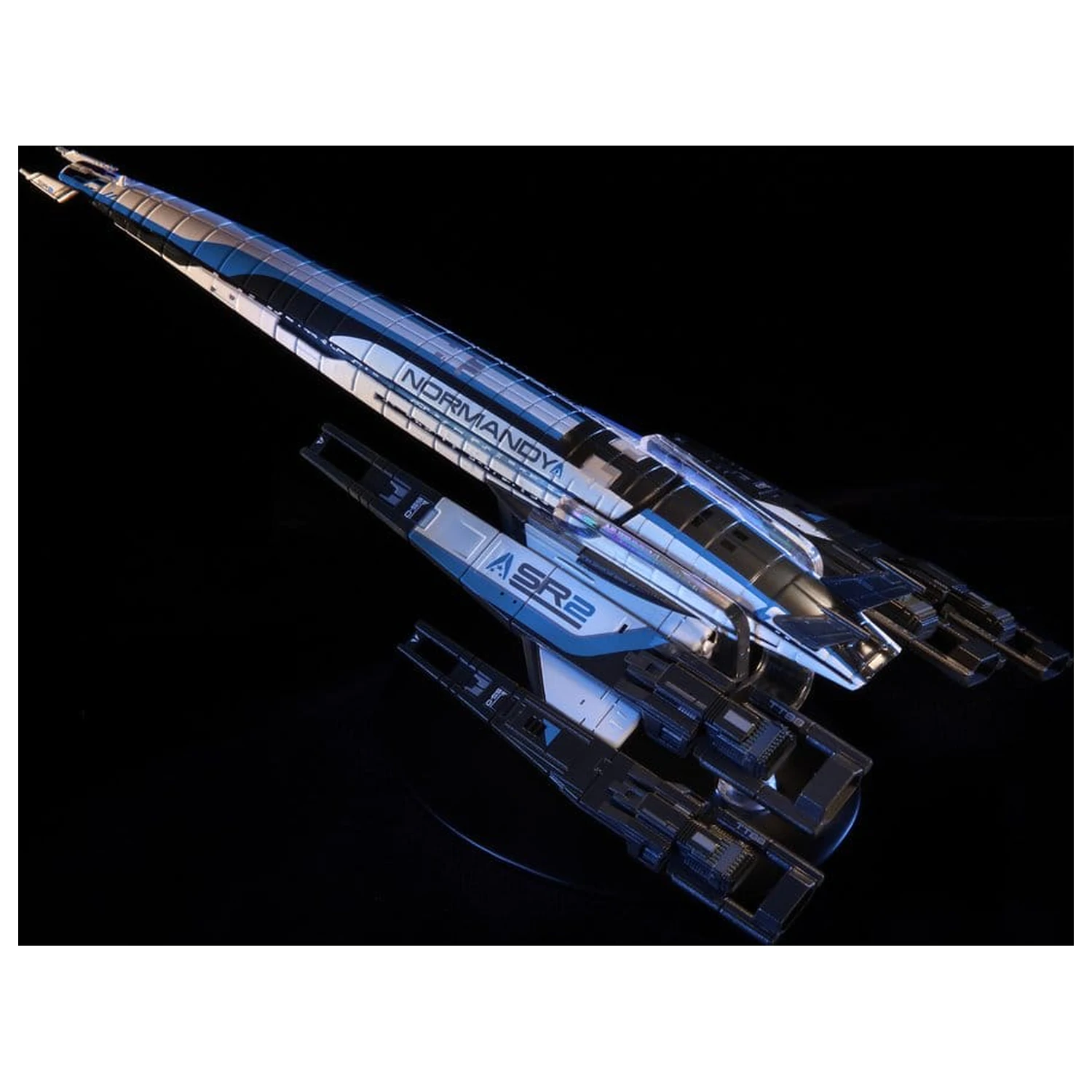 Mass Effect Die-Cast Normandy SR-2 figure 22 cm  product photo
