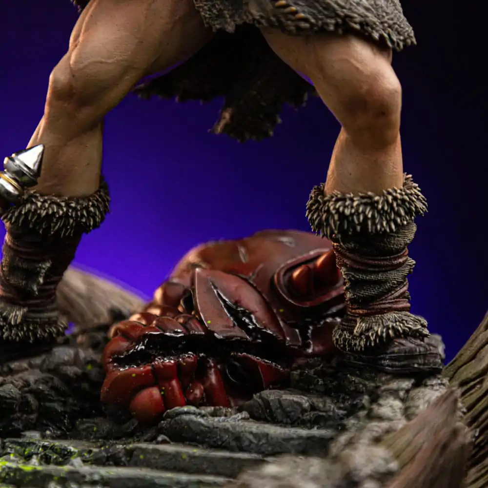 Masters of the Universe Deluxe Art Scale Statue 1/10 He-Man Unleashed 34 cm termékfotó