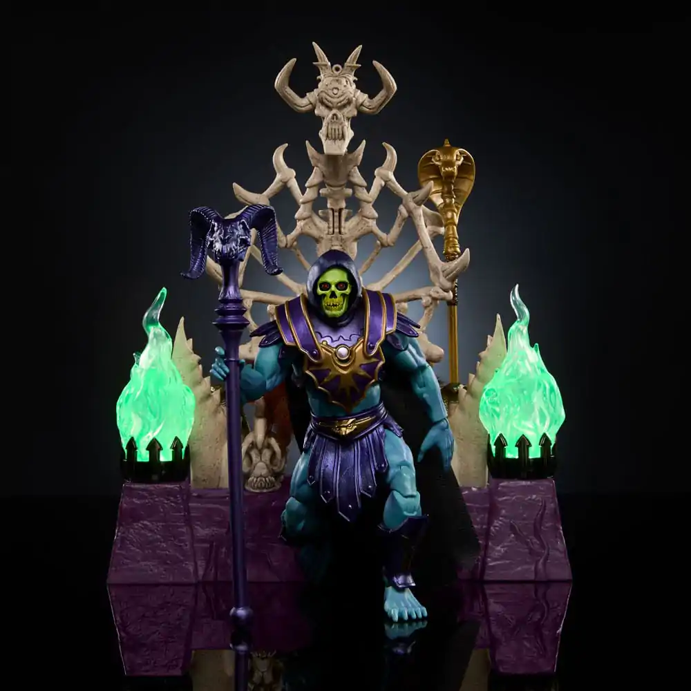 Masters of the Universe: New Eternia Masterverse Action Figure Skeletor & Throne 18 cm product photo