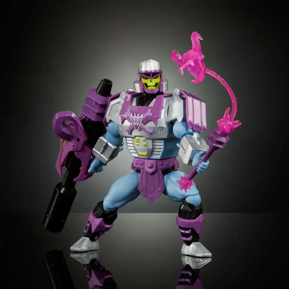 Masters of the Universe x Transformers Action Figure Megatron Armor Skeletor heo European Exclusive 14 cm product photo