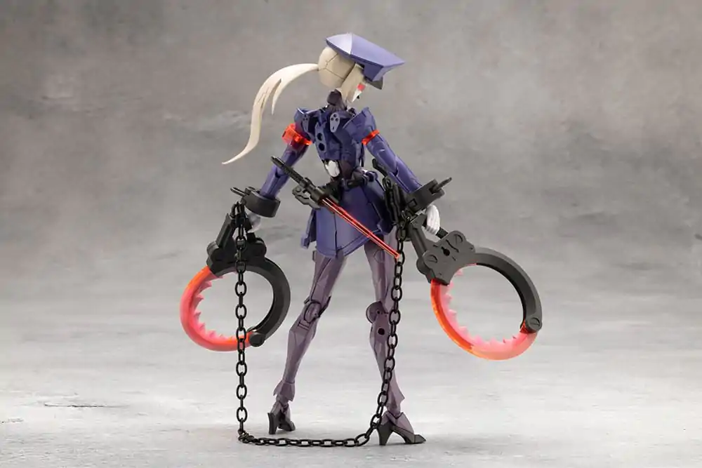 Megalomaria Unlimited Universe Model Kit Valiant 16 cm product photo