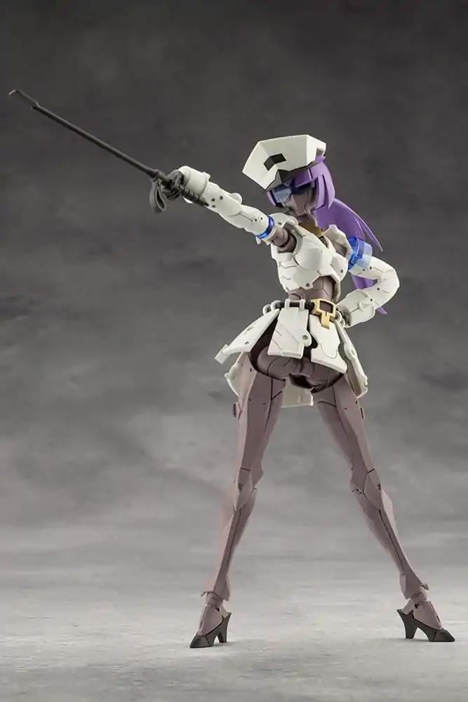 Megalomaria Unlimited Universe Plastic Model Kit Vanguard Leader 16 cm product photo