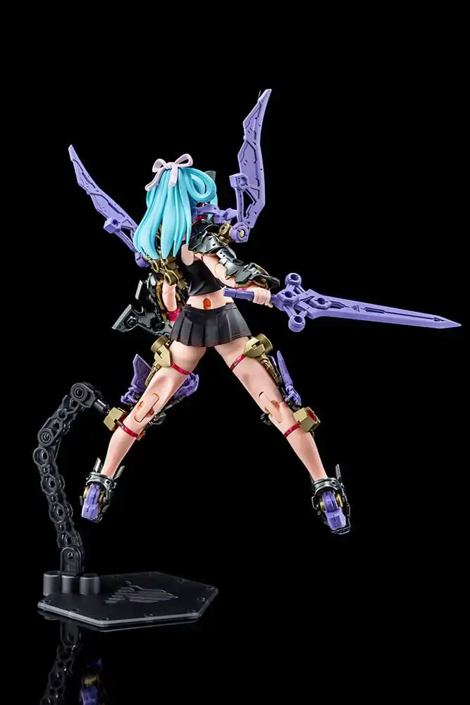 Megami Device Plastic Model Kit 1/1 Buster Doll Knight Darkness Claw 16 cm termékfotó