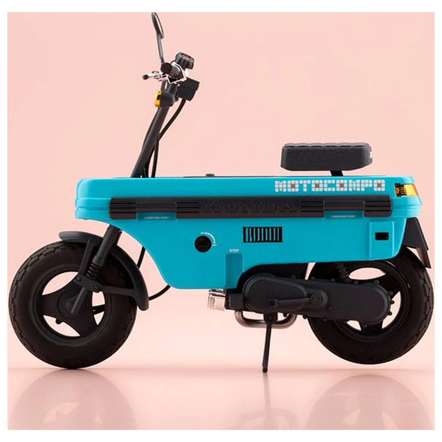 Megami Device Buster Doll Series Plastic Model Kit 1/1 Knight Alice with Honda AB12 Motocompo 15 cm  product photo