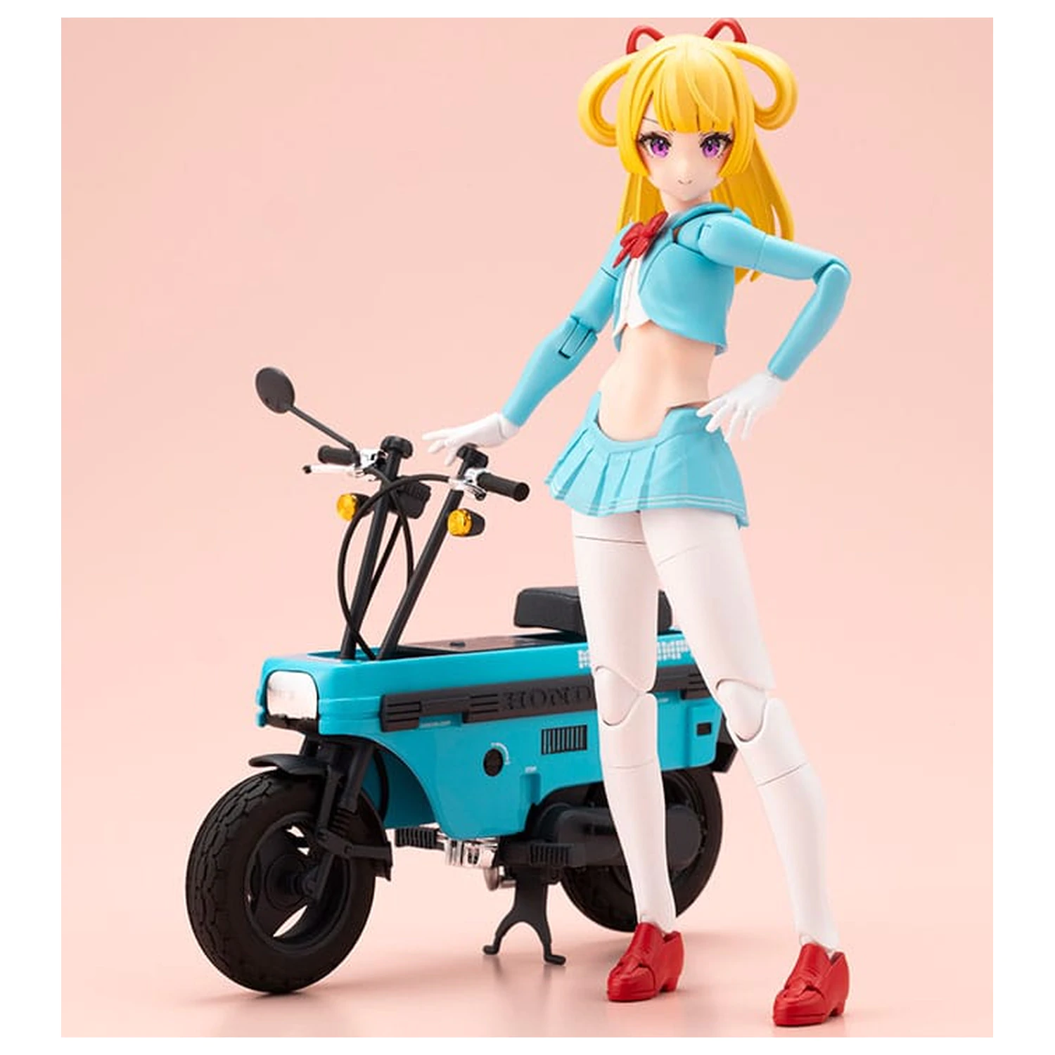 Megami Device Buster Doll Series Plastic Model Kit 1/1 Knight Alice with Honda AB12 Motocompo 15 cm  product photo
