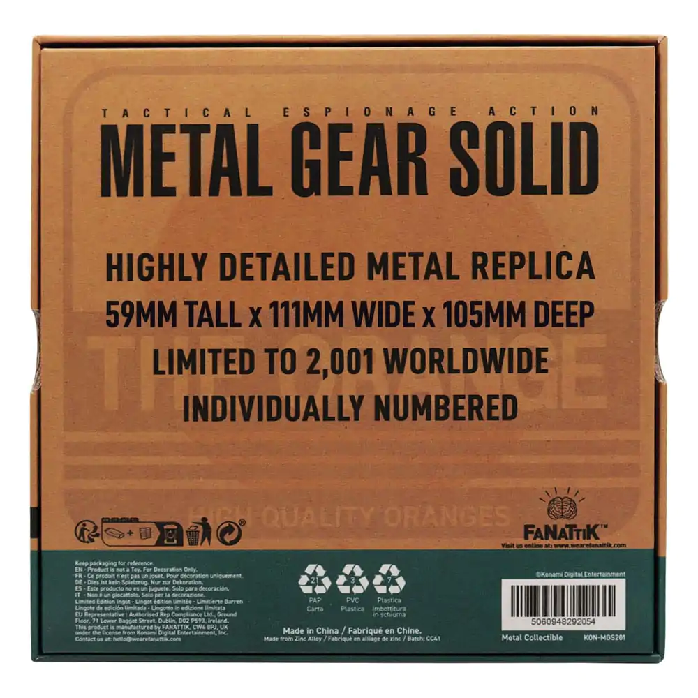 Metal Gear Solid 2 Replica Cardboard Box product photo