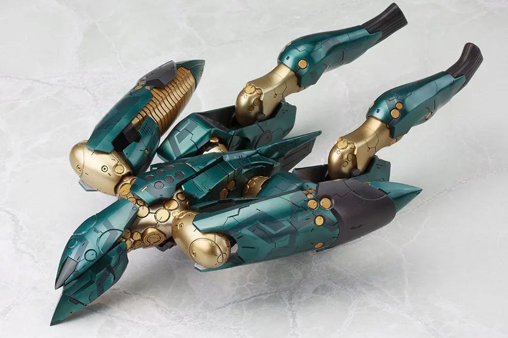 Metal Gear Solid 4 Plastic Model Kit 1/100 Metal Gear Ray 21 cm product photo
