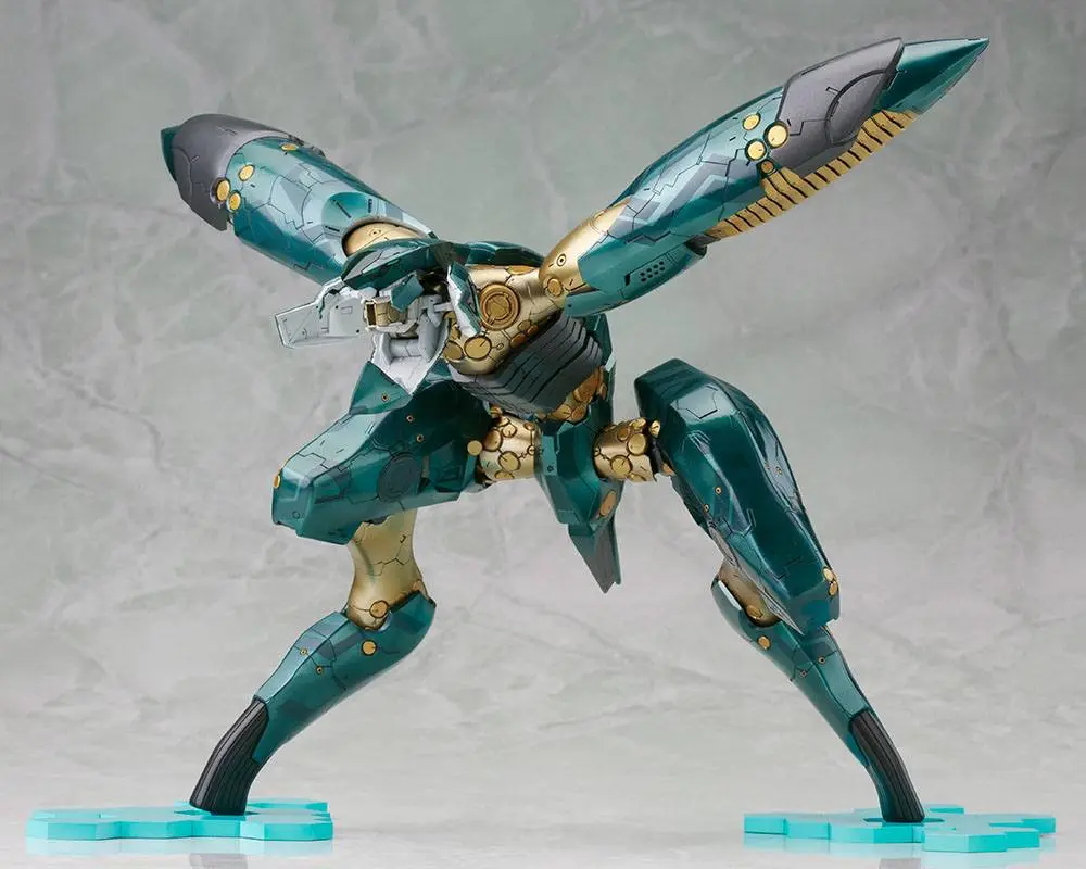 Metal Gear Solid 4 Plastic Model Kit 1/100 Metal Gear Ray 21 cm product photo