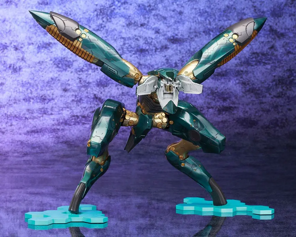 Metal Gear Solid 4 Plastic Model Kit 1/100 Metal Gear Ray 21 cm product photo
