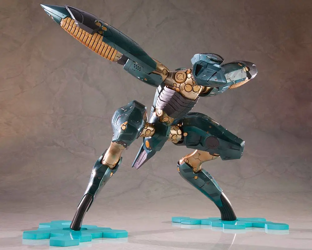 Metal Gear Solid 4 Plastic Model Kit 1/100 Metal Gear Ray 21 cm product photo