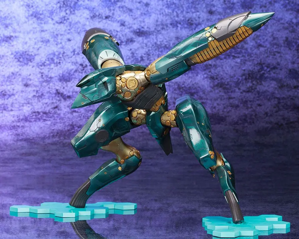Metal Gear Solid 4 Plastic Model Kit 1/100 Metal Gear Ray 21 cm product photo