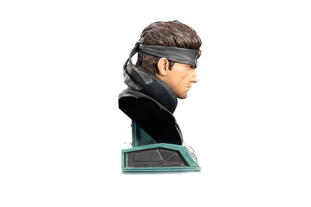 Metal Gear Solid Grand Scale Bust Solid Snake 31 cm product photo