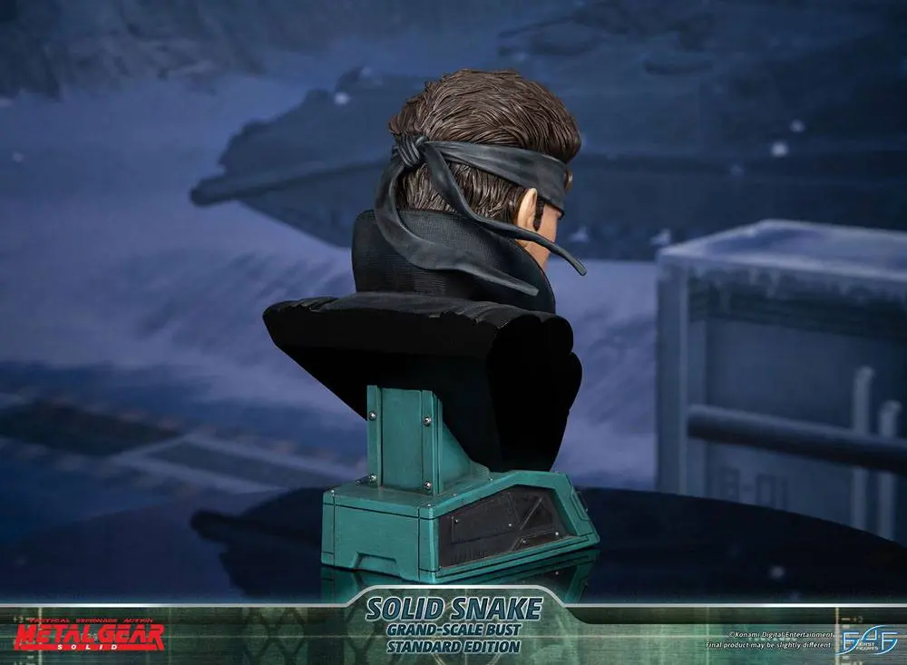 Metal Gear Solid Grand Scale Bust Solid Snake 31 cm product photo