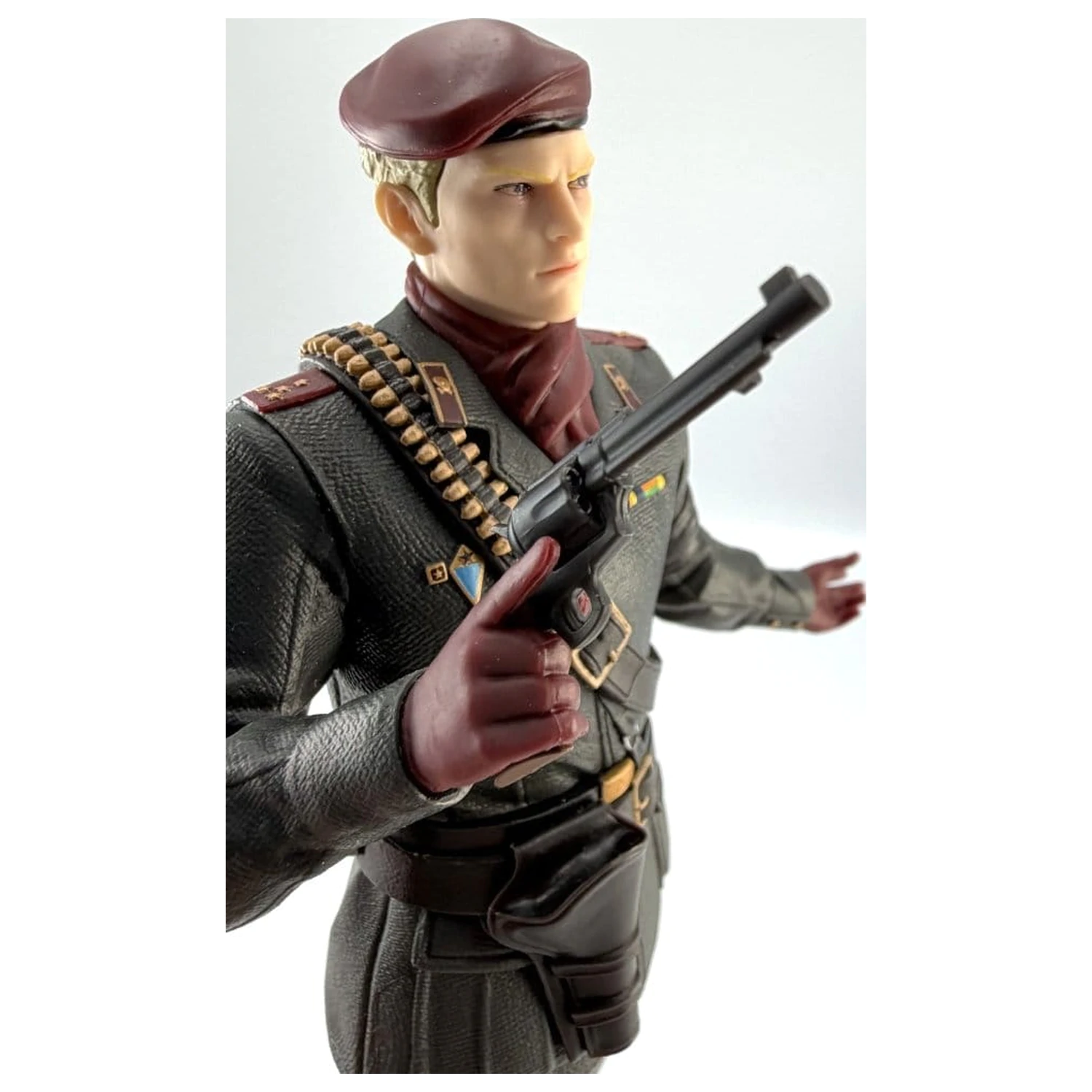 Metal Gear Solid: Snake Eater PVC Figure Ocelot 20 cm         product photo