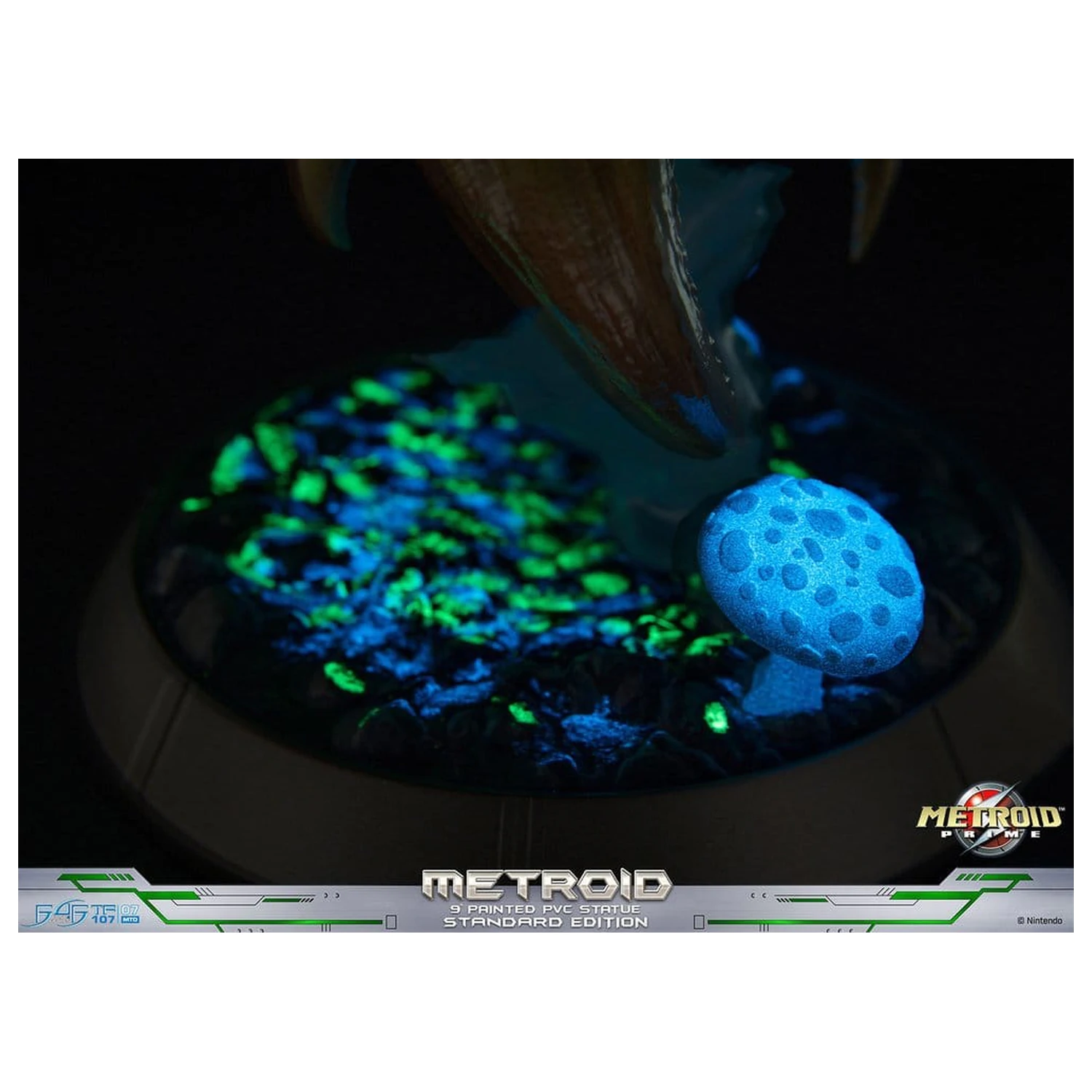 Metroid Prime PVC Figure Metroid (Standard) (Glow in the Dark) 21 cm product photo