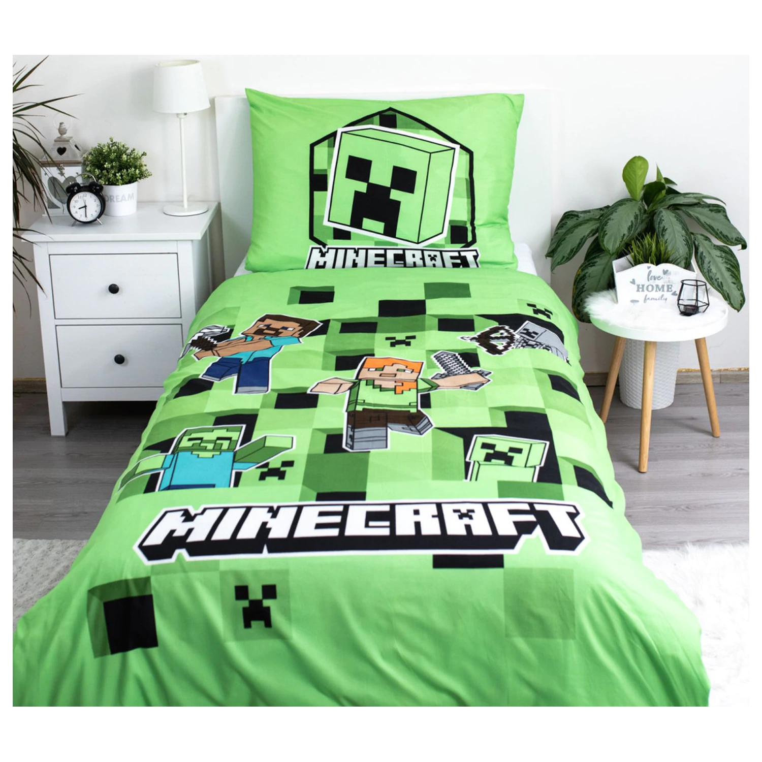 Minecraft Out of the Box Microfiber Duvet Cover product photo