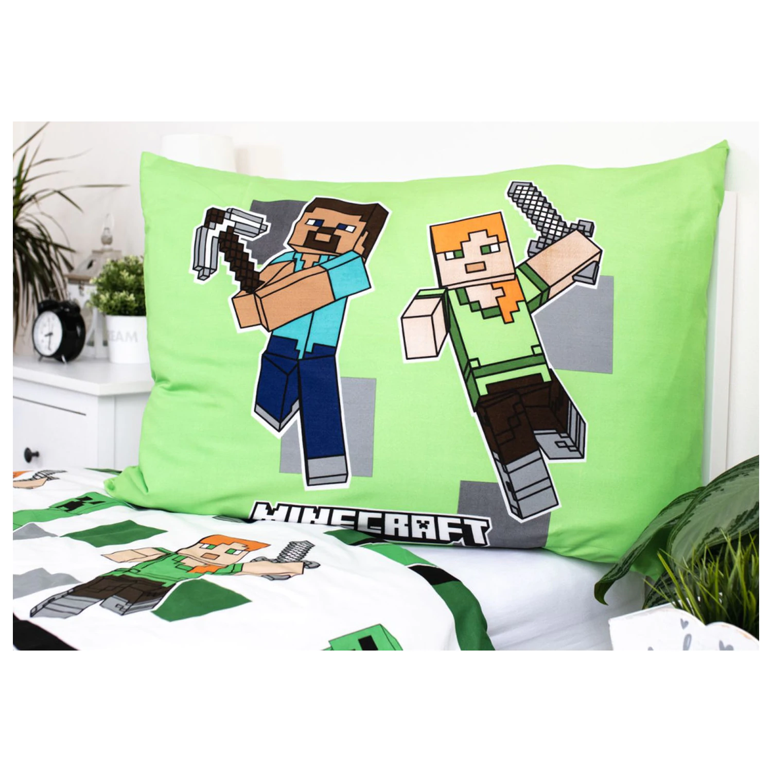 Minecraft Out of the Box Microfiber Duvet Cover product photo