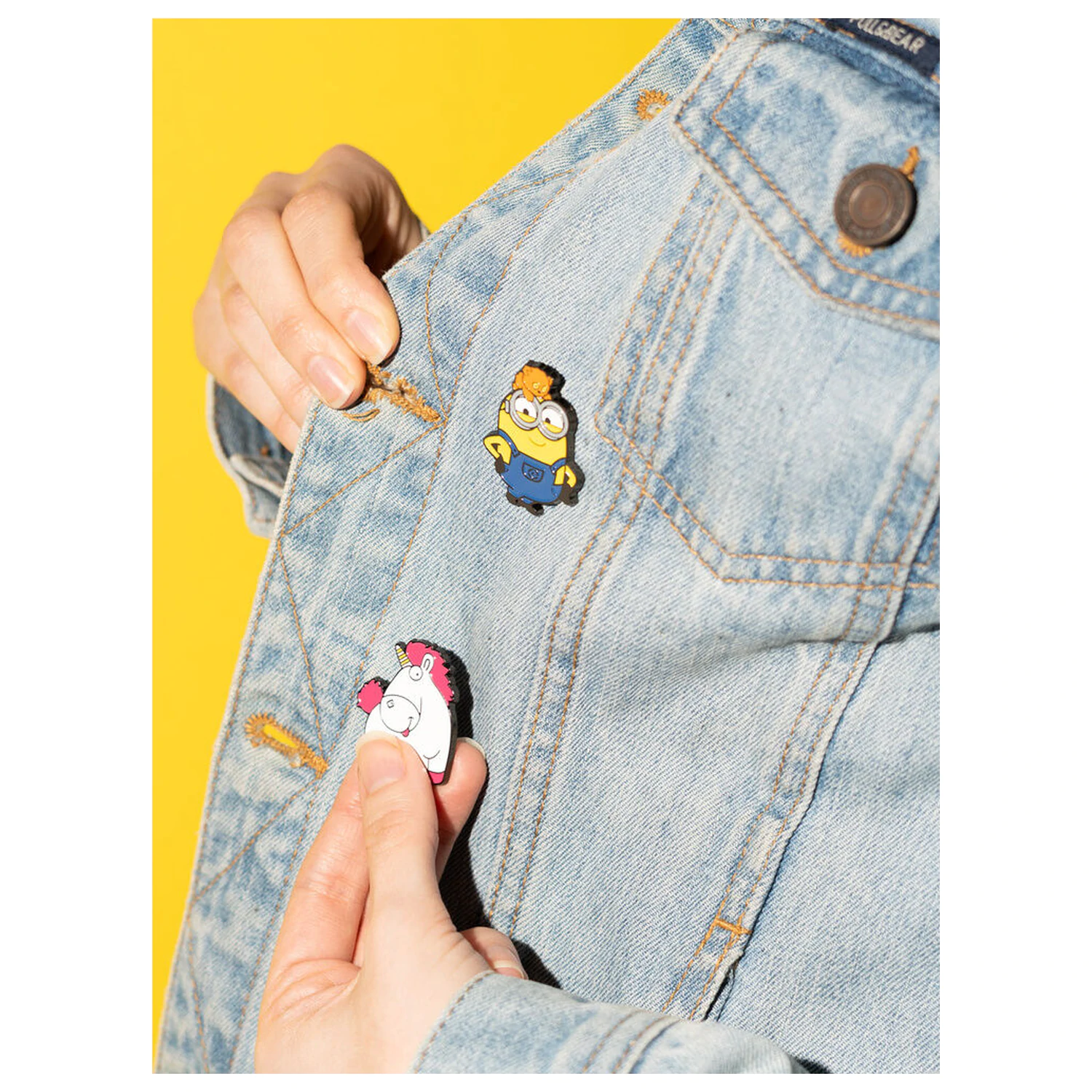 Minions set of 4 pins product photo